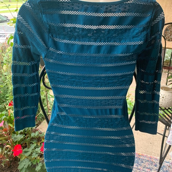 FREE PEOPLE INTIMATELY Turquoise Stretch Lace Top Womens Sz S GUC - Picture 2 of 4